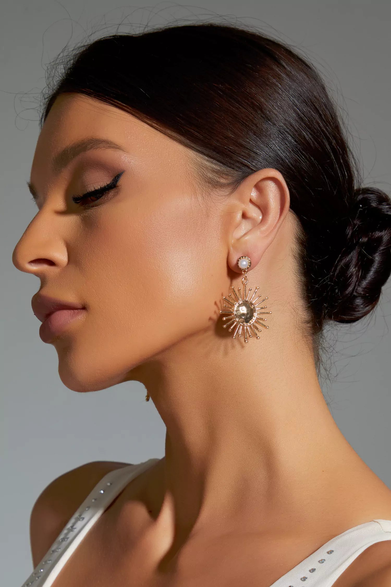 Clara Pearl Sun Earrings-CATCHALL