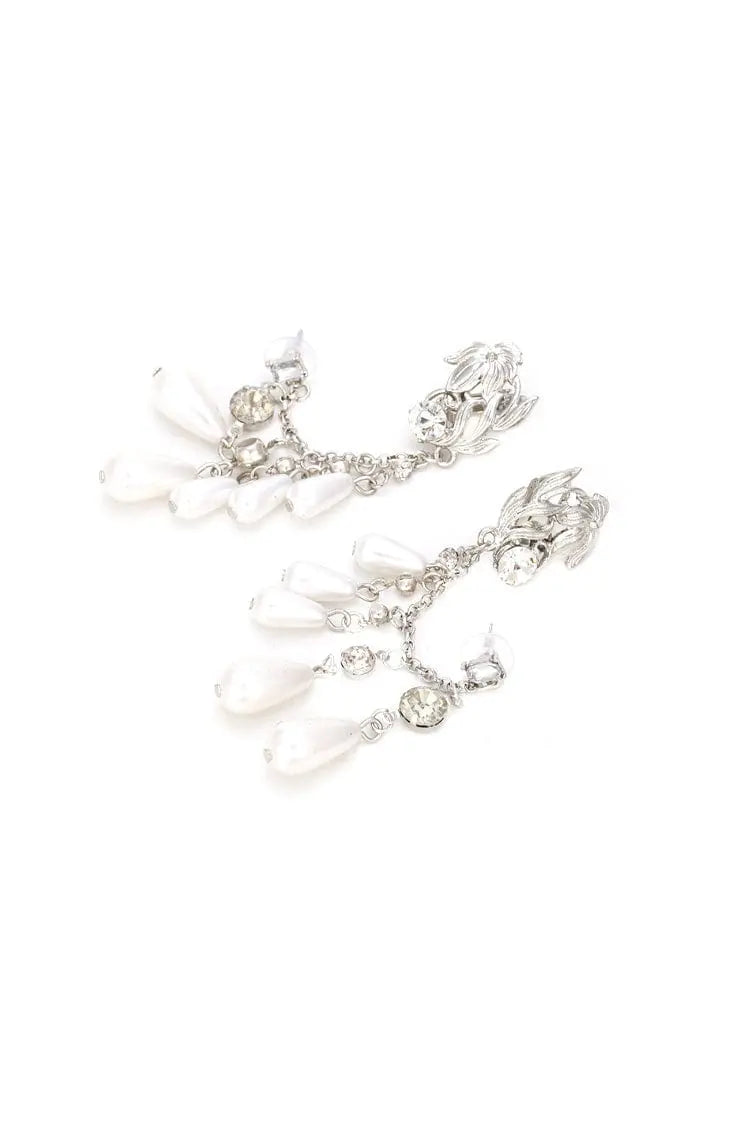 Peyton Vintage Pearl Ear Clip-CATCHALL